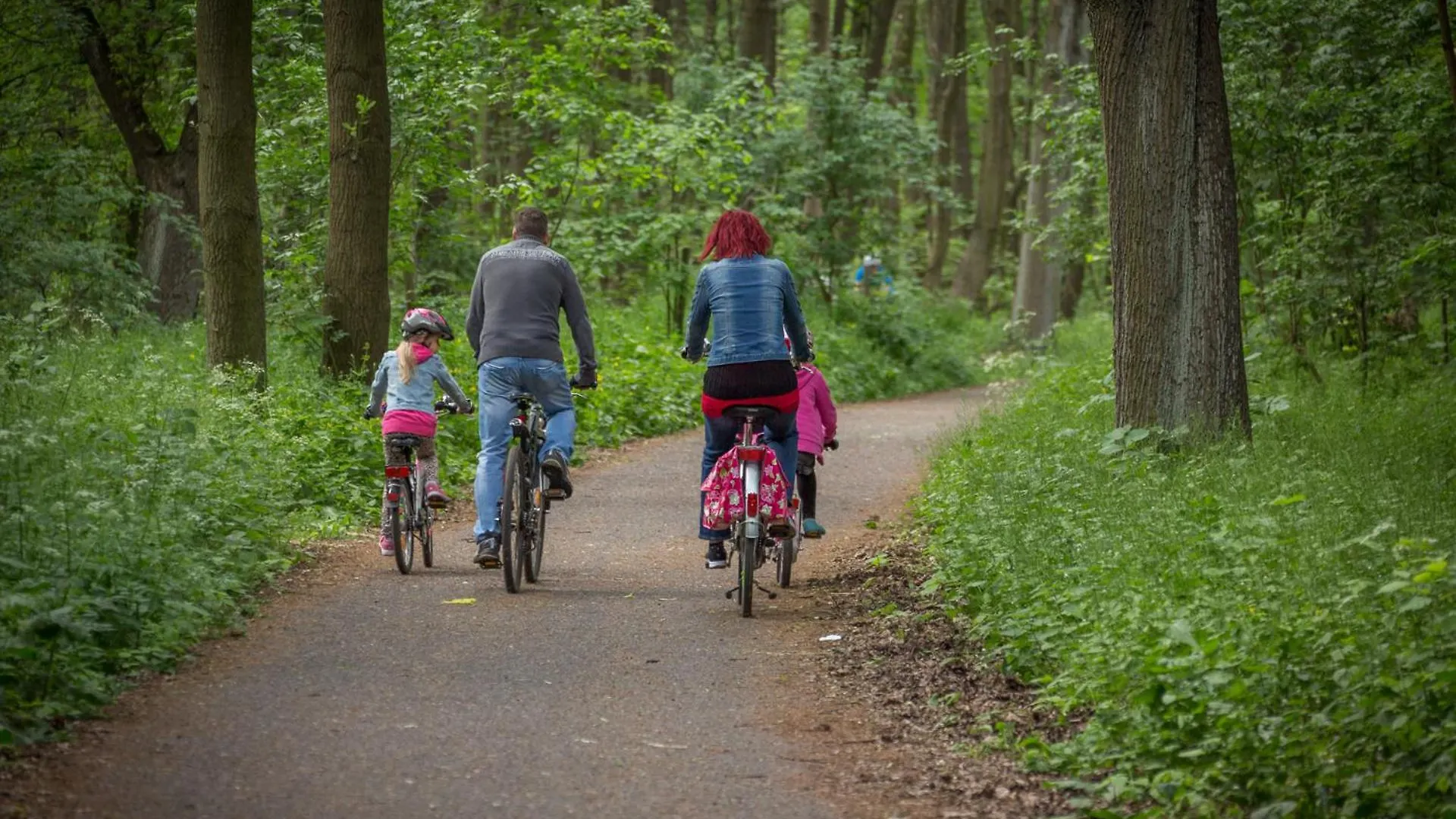 Ferienpark Ruebezahl Am Mueggelsee, Haus 19 Mis Tel Mit Eigener Sauna, Idealer Ort Fuer Natur- Und Erholungssuchende, Fuer Radfahrer Und Familien Mit Kindern Berlin